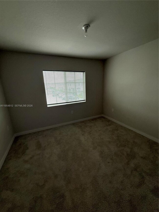 Building Photo - 585 NW 11th St