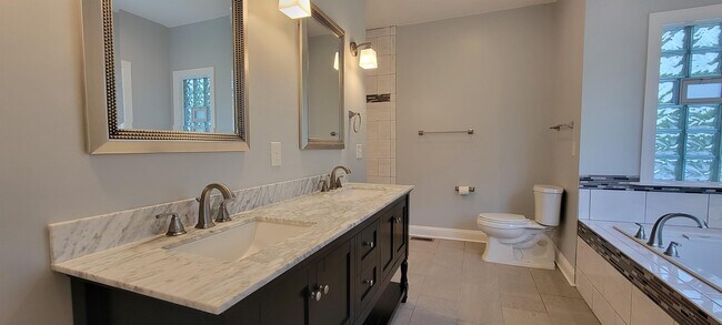 Building Photo - 343 Old Gait Dr