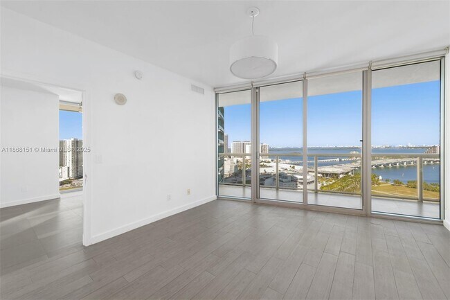 Building Photo - 888 Biscayne Blvd