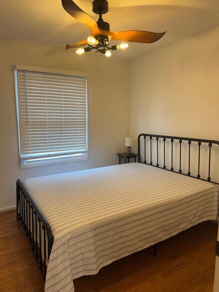 Third bedroom - 2817 Sourwood St