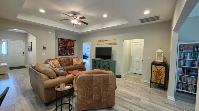 Building Photo - 55 Whitetail Cir