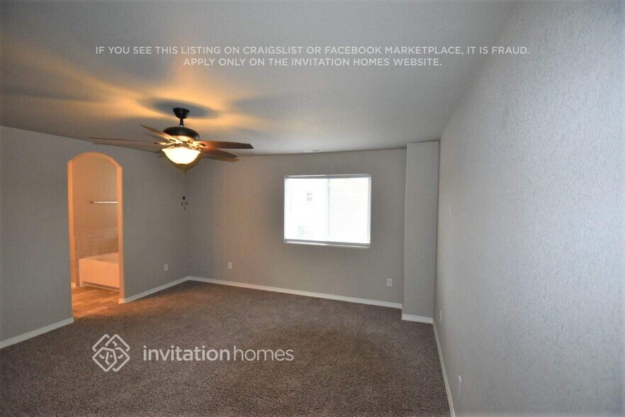 Building Photo - 10995 Traders Pkwy