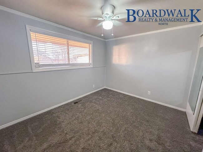 Building Photo - Amazing 4 Bed Rambler in Syracuse