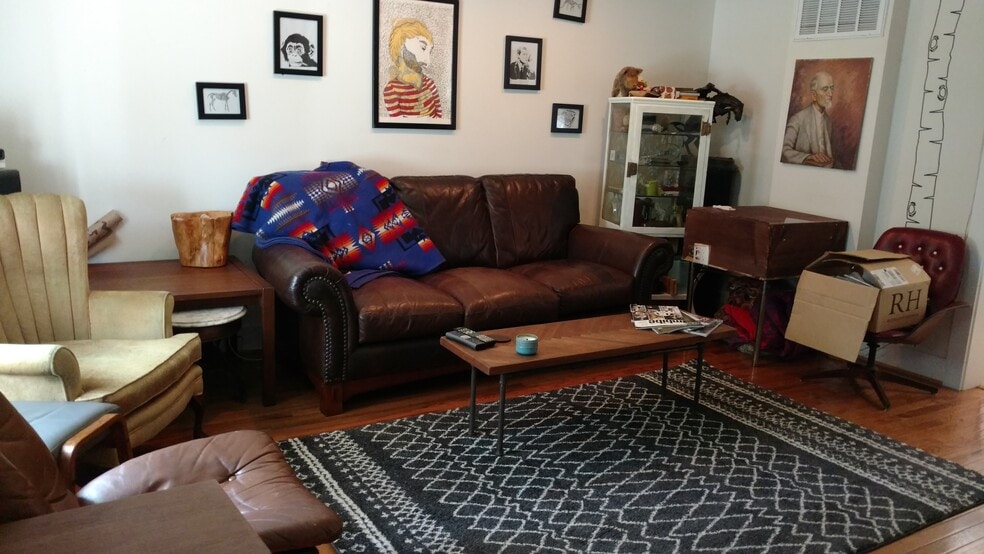 Living Room - 611 Bolling Ave