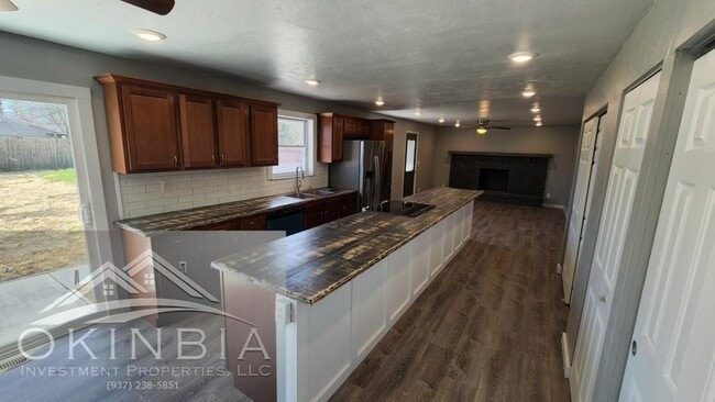 Building Photo - 5834 Shady Cove Ln