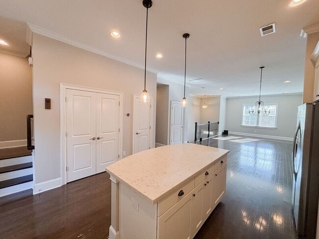 Building Photo - 1028 Bowman Woods Dr