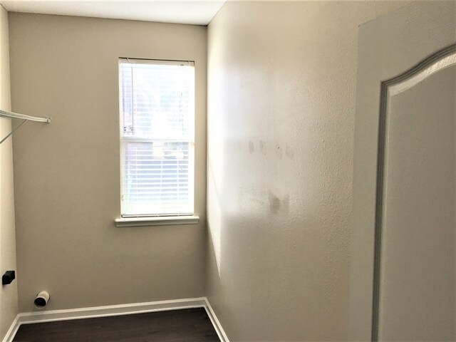 Building Photo - 10604 Wesson Way