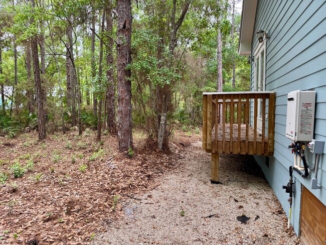 Building Photo - 174 Sawyer Ln