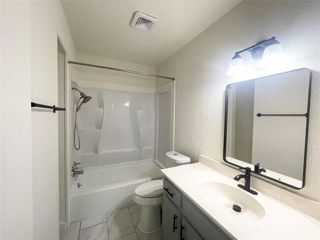 Building Photo - 1508 Rustlers Rd