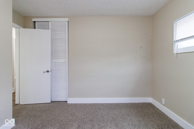 Building Photo - 1716 Drexel Dr