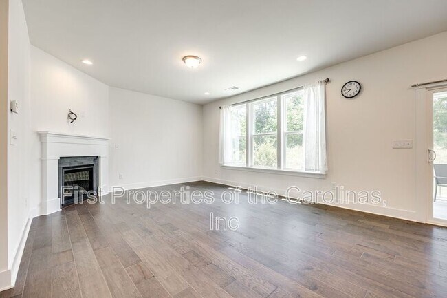 Building Photo - 1540 Striped Bass Ln