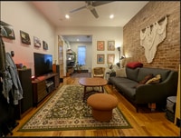 Building Photo - 286 Bleecker St