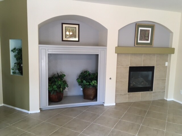 Building Photo - 6281 Whispering Creek St