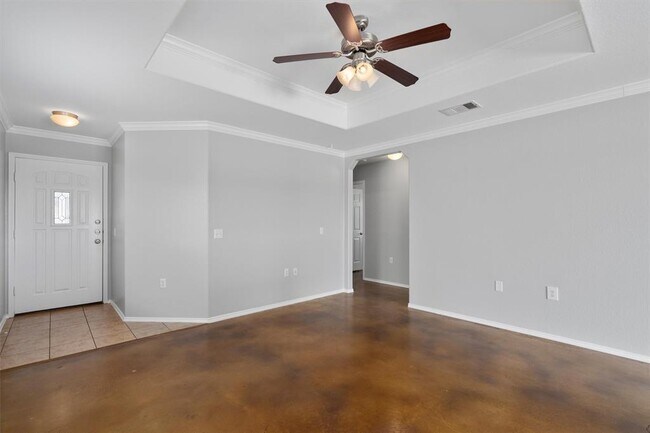 Building Photo - 9009 Southwick Dr