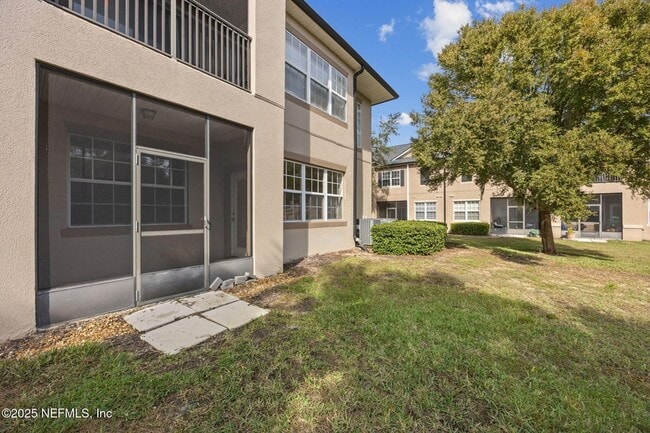 Building Photo - 12301 Kernan Forest Blvd