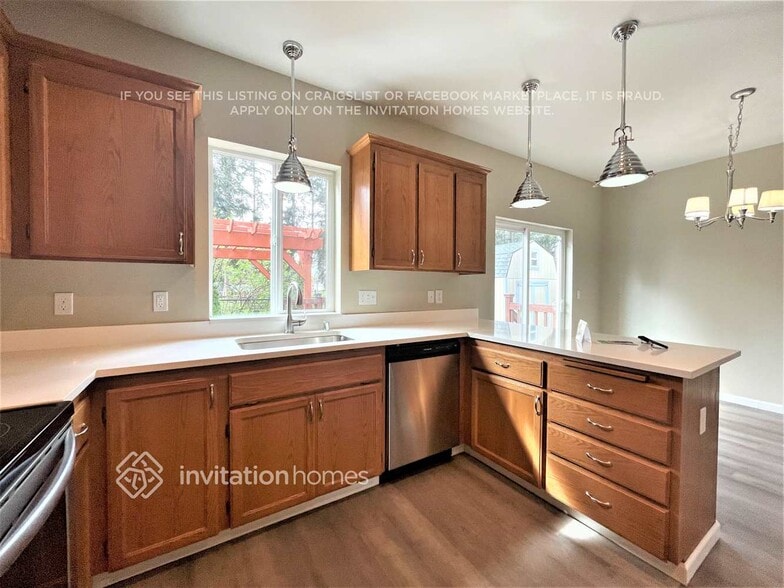 Building Photo - 4838 204th St Ct E