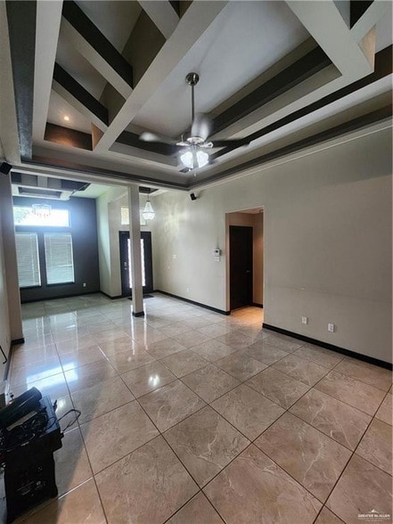 Building Photo - 3012 Guadalupe Ave