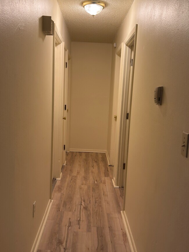 Building Photo - 5977 Marius Dr