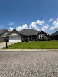 Building Photo - 531 Waterlily Dr