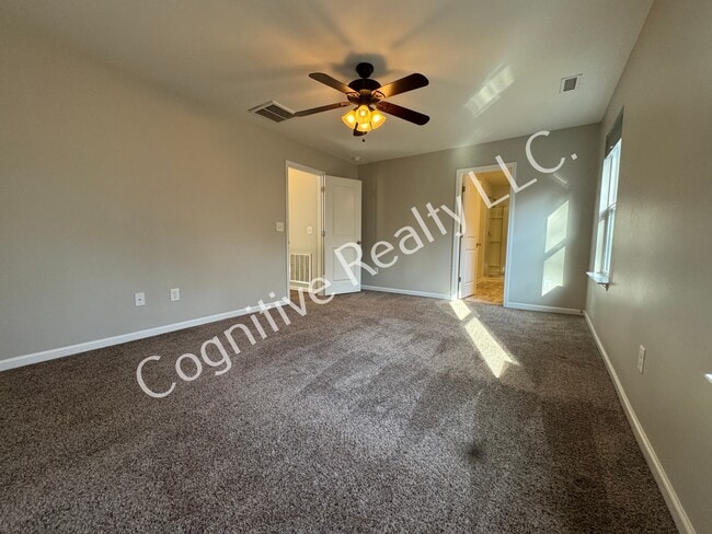 Building Photo - 115 Fortress Dr