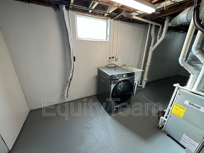 Building Photo - 517 Brunswick Dr