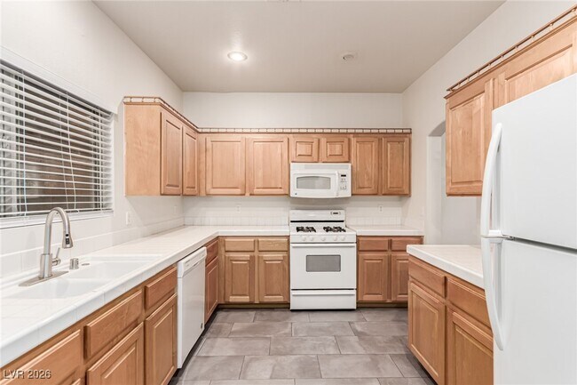 Building Photo - 3741 Grand Viewpoint Ct