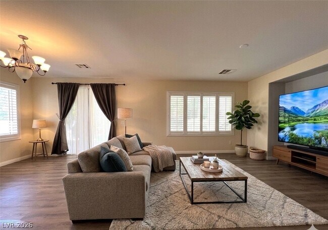 Building Photo - 7043 Somera Way