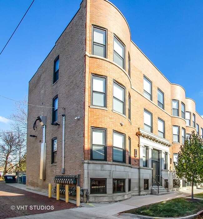 Primary Photo - 120 E 57th St