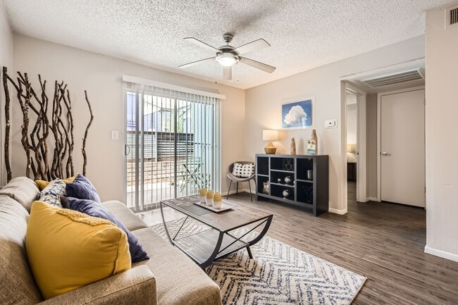 Building Photo - Element Austin Apartments