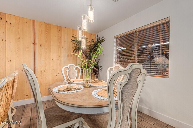 Building Photo - 11114 W Pierson St