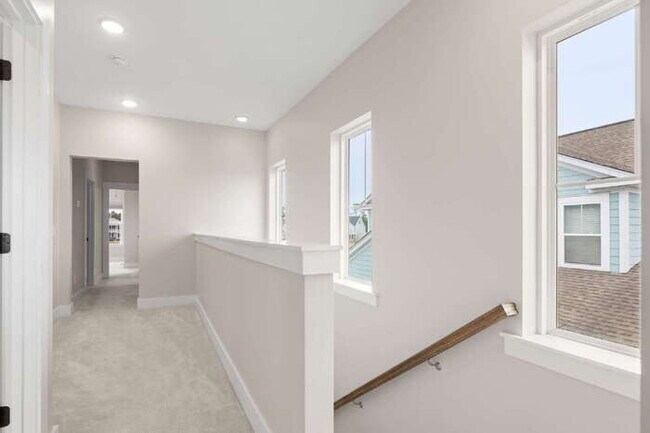 Building Photo - 115 Winding Branch Dr