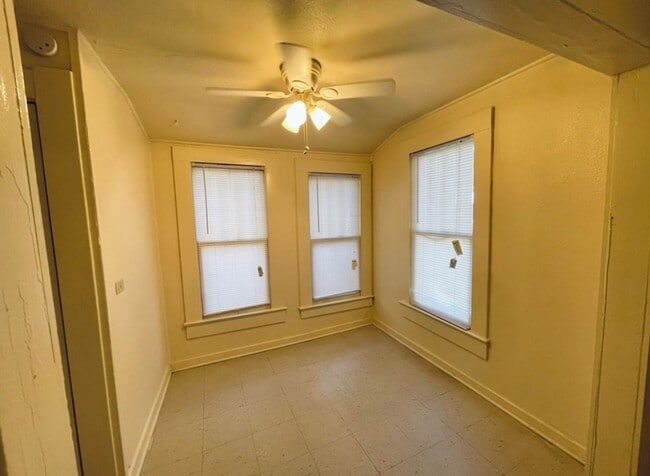 Building Photo - 4606 Highland Ave