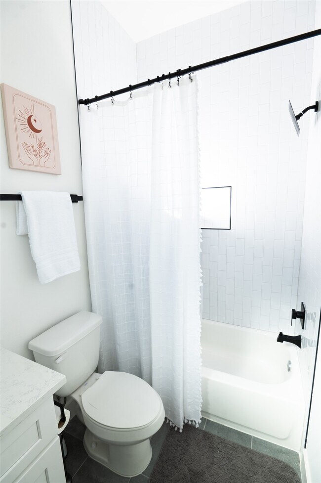 Building Photo - 3486 Luca St