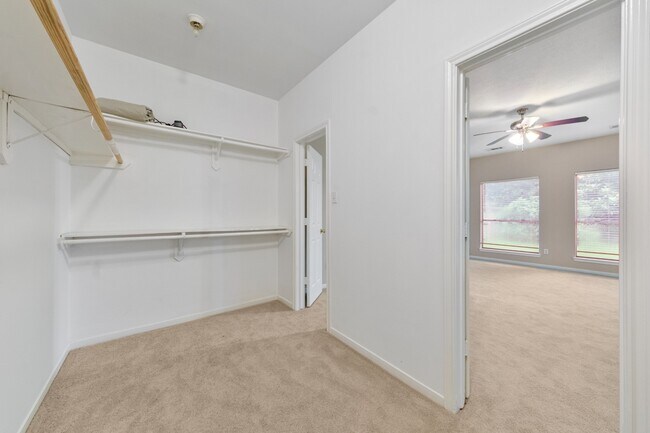Building Photo - 9107 Baber Dr