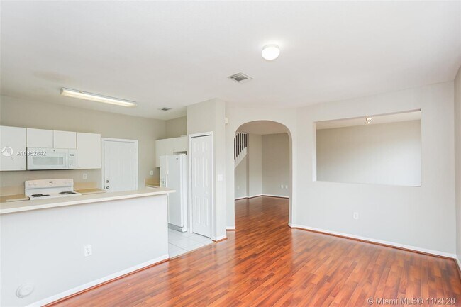 Building Photo - 13866 SW 274th Terrace