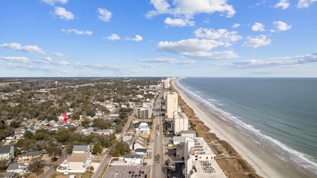 Building Photo - 3902 Dunes St