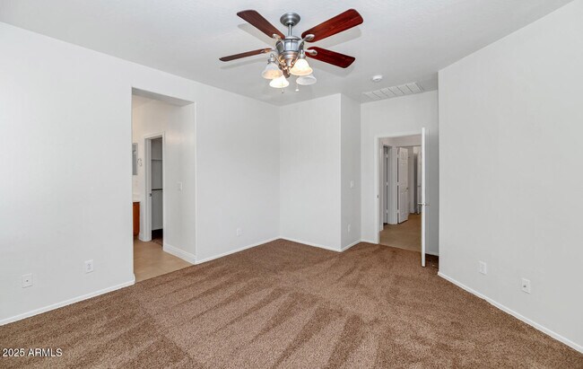 Building Photo - 39148 N Acadia Way