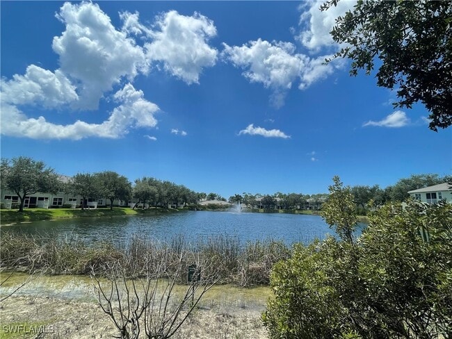 Building Photo - 1370 Mariposa Cir