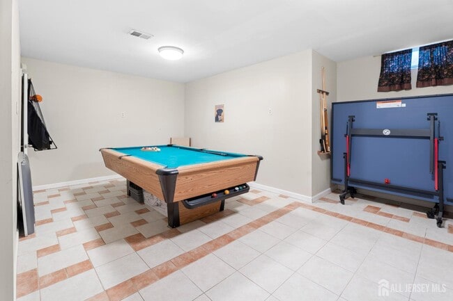 Building Photo - 54 Magellan Way