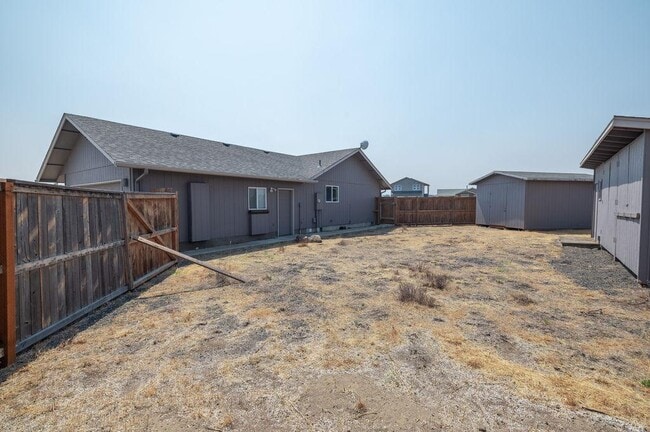 Building Photo - 66929 Lance Rd
