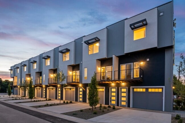 Building Photo - 1011 Orchard, Boise, ID 83705