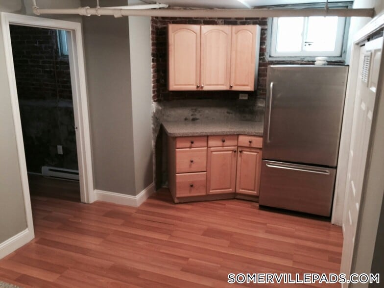 Building Photo - 38 Cherry St