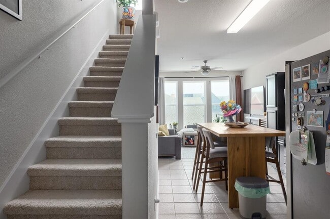 Building Photo - 4340 Attra St