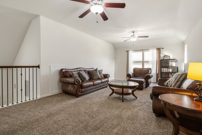 Building Photo - 1505 Heartwood Dr