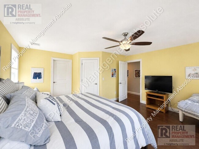 Building Photo - 9 Nowell Ct