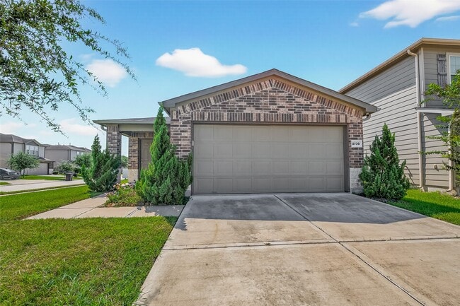 Primary Photo - 2730 Skyview Silver Dr