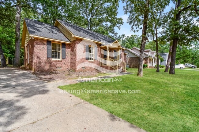 Building Photo - 449 Parlock Rd