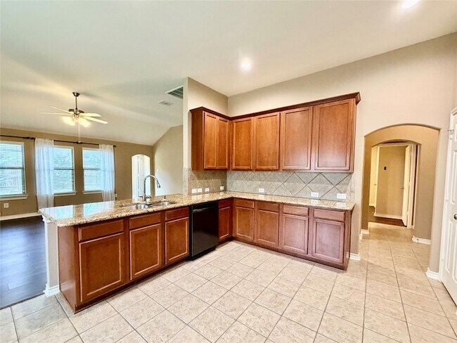Building Photo - 3504 Northpointe Drive