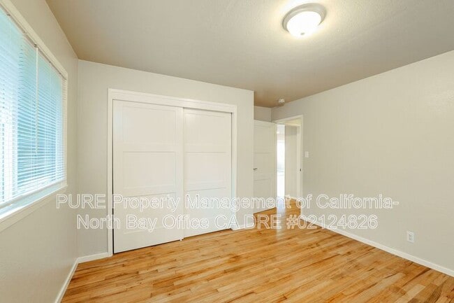 Building Photo - 1259 Calistoga Rd