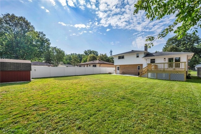 Building Photo - 23976 Noreen Dr